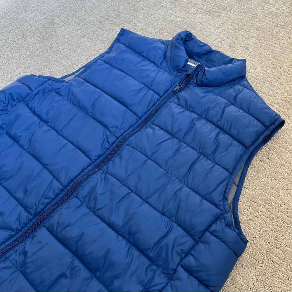 Men’s Blue Puffer Vest - Picture 3 of 9